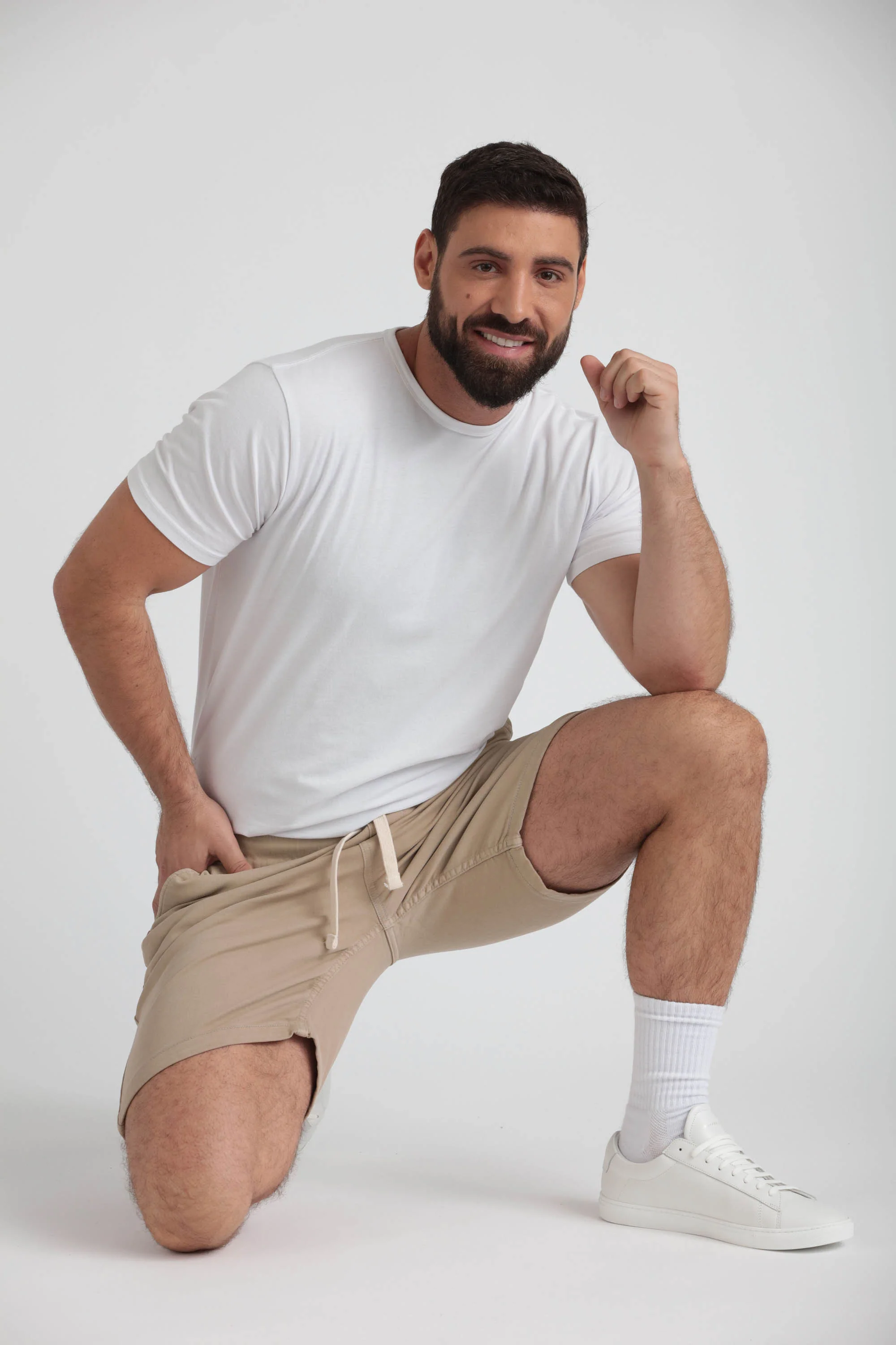 Everyday Comfort Shorts (Athletic Fit) / Light Khaki - Image 4