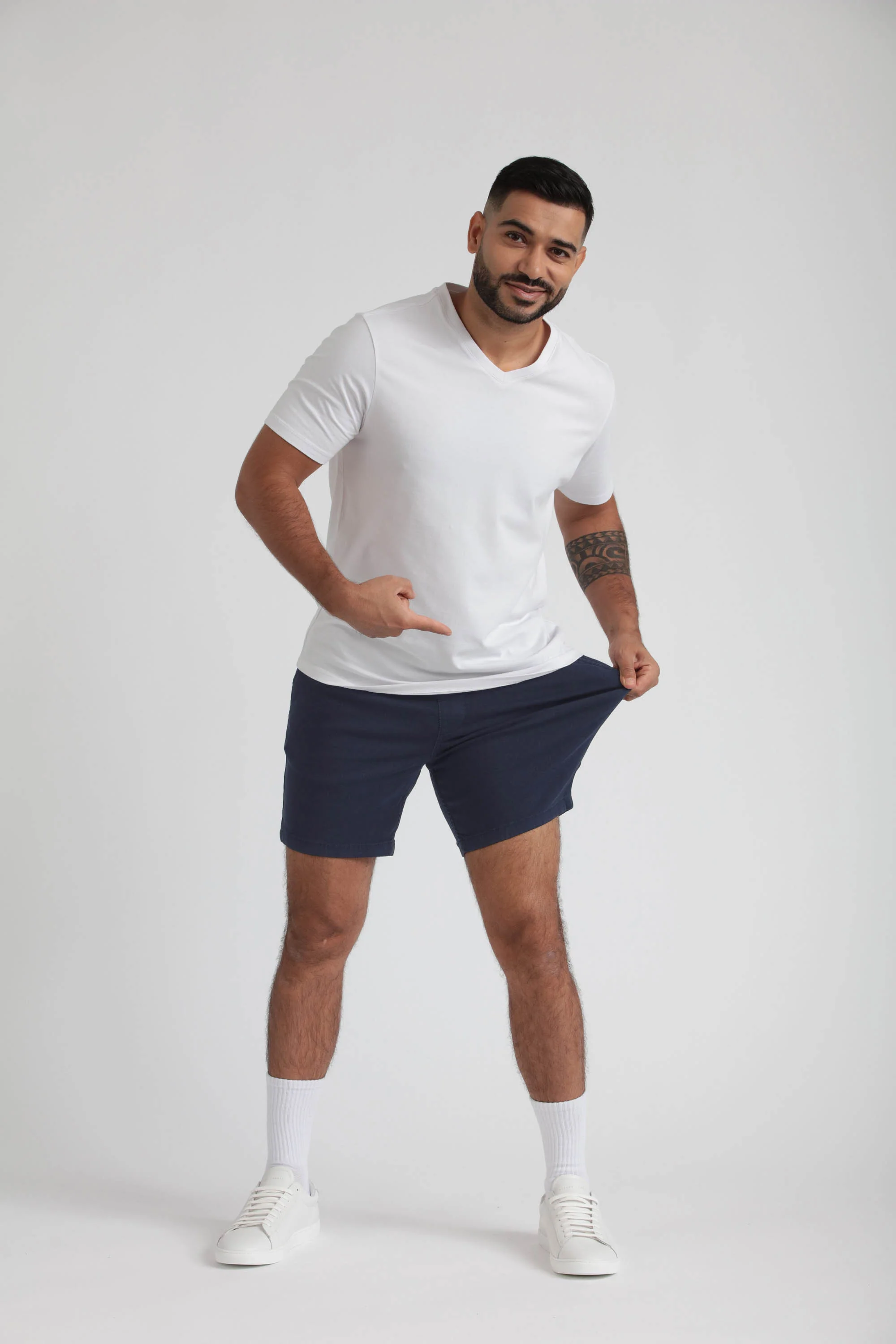 Everyday Comfort Shorts (Slim Fit) / Dark Khaki & Navy - Image 3